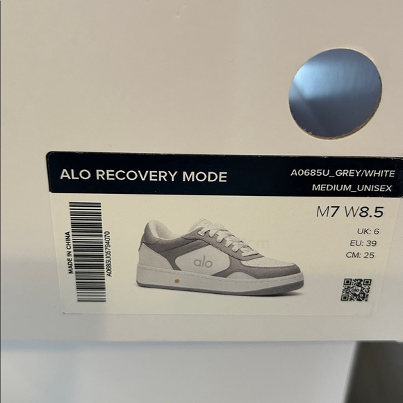 ALO Recovery Mode Sneaker Grey White - Picture 9 of 14